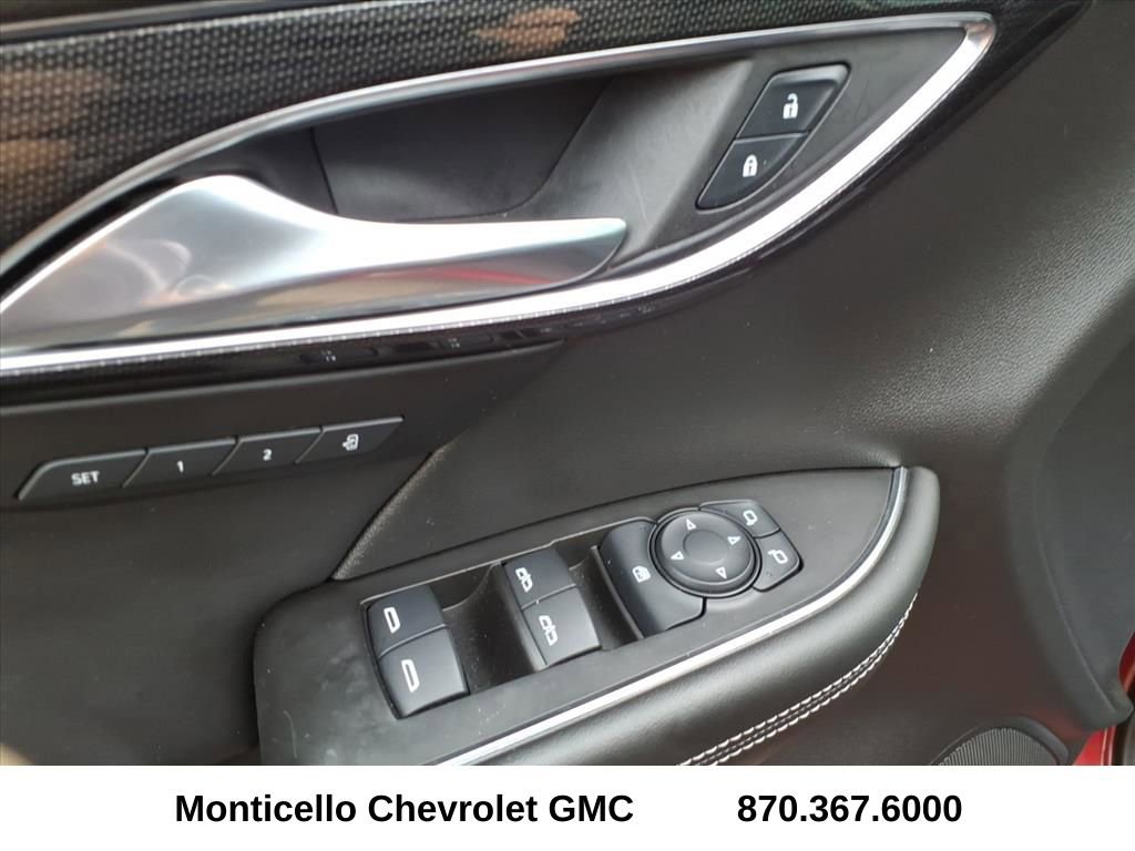 Used 2021 Buick Envision Essence image 12