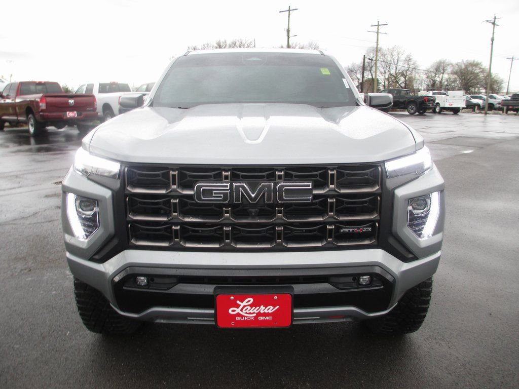 Used 2024 GMC Canyon AT4X image 12