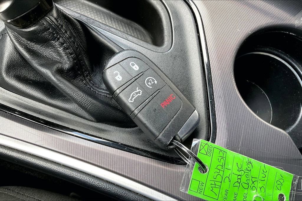 Used 2021 Dodge Challenger SXT RWD image 33