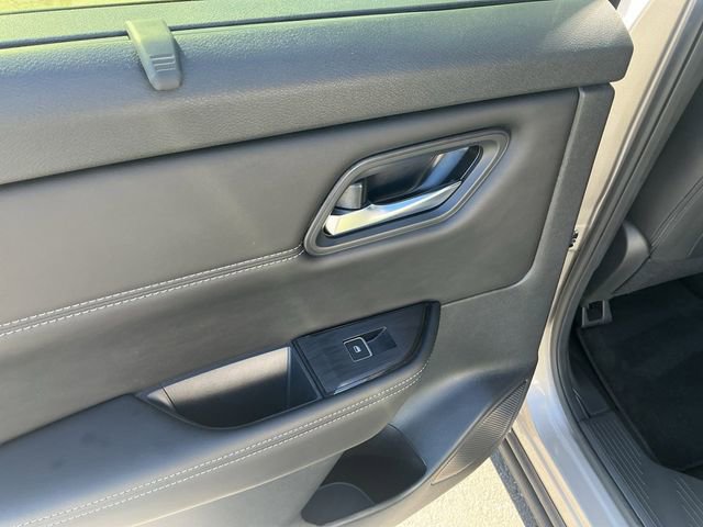 Used 2024 Nissan Rogue SL w/ SL Premium Package image 21