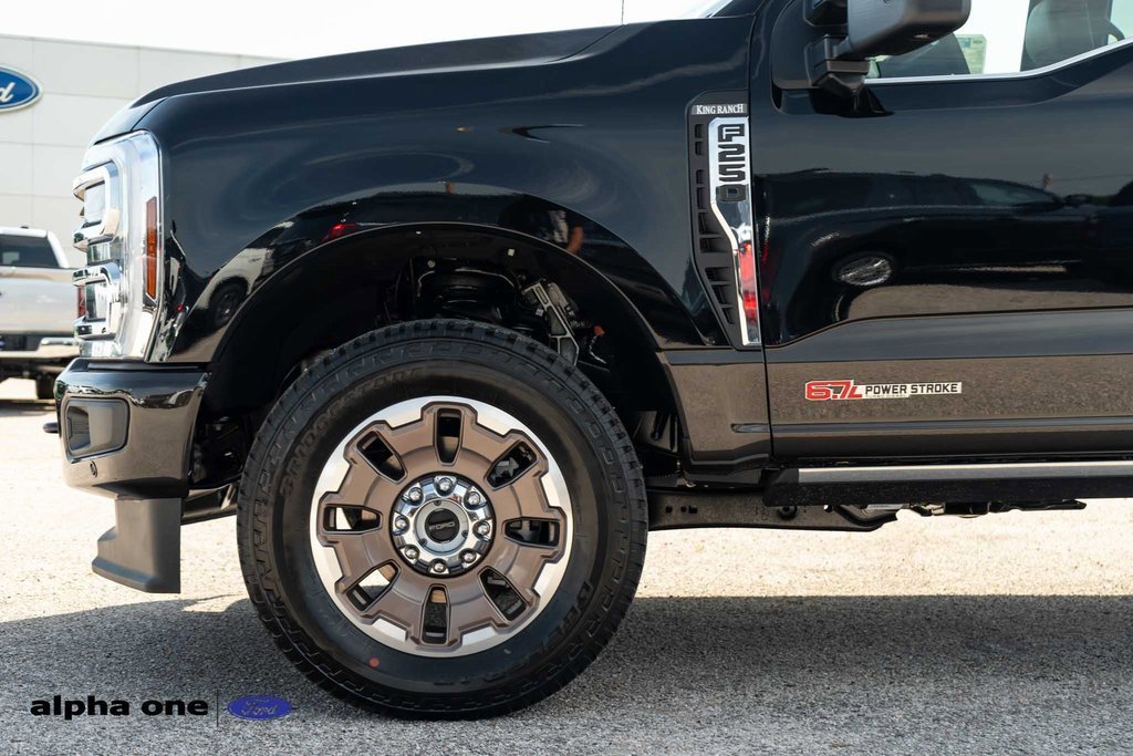 Used 2025 Ford F250 King Ranch image 13