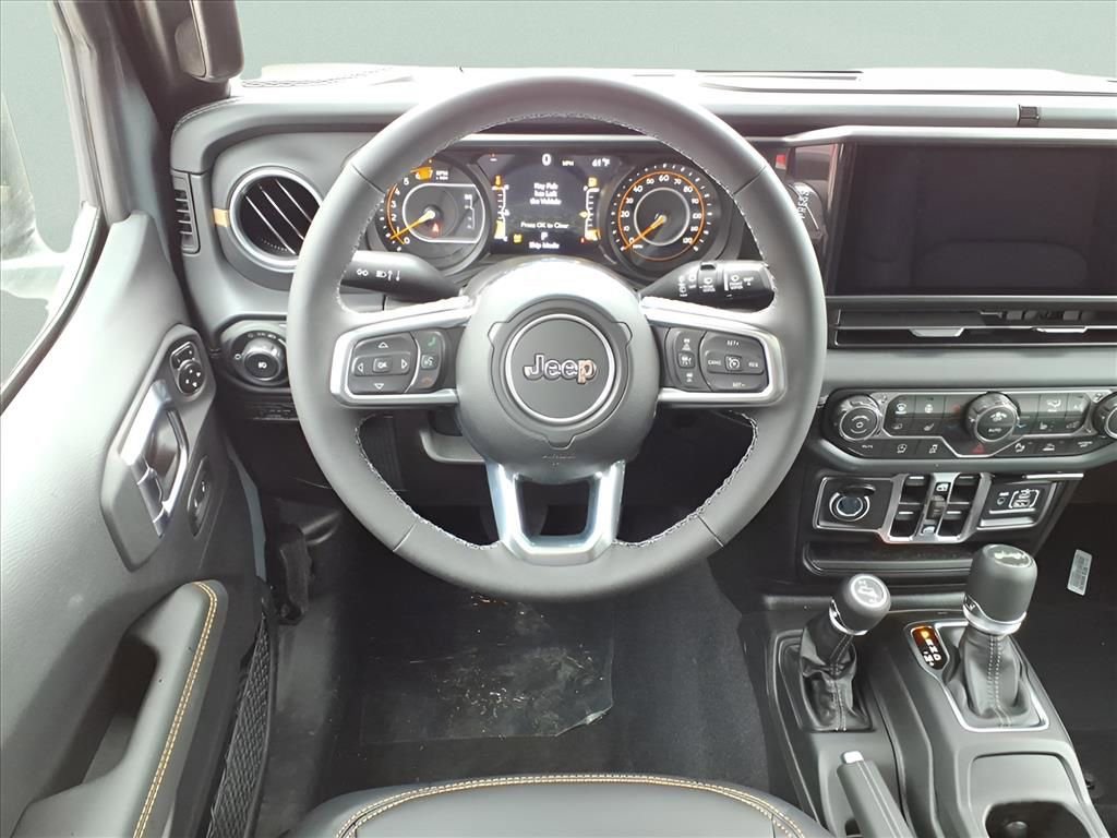 New 2026 Jeep Wrangler Unlimited Sahara AWD/4WD image 20