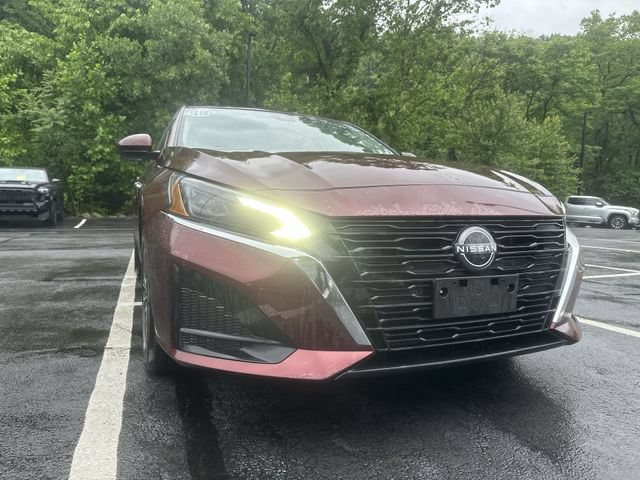 Used 2023 Nissan Altima 2.5 SV AWD/4WD image 11
