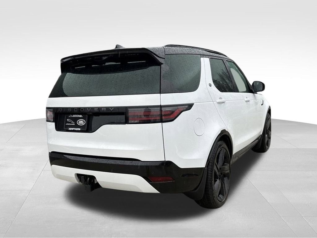 New 2024 Land Rover Discovery Dynamic SE image 5