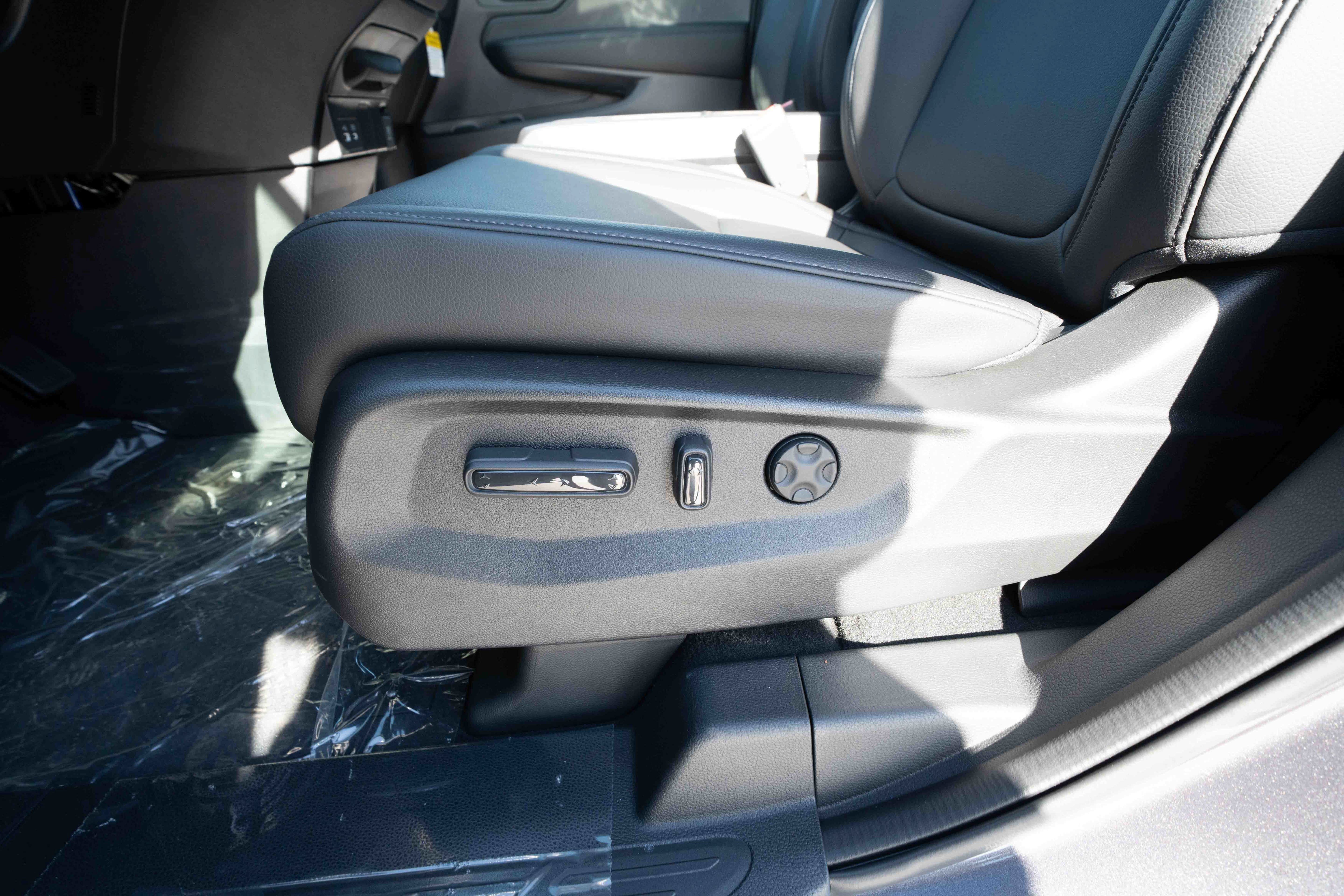 New 2027 Honda Odyssey EX-L image 12