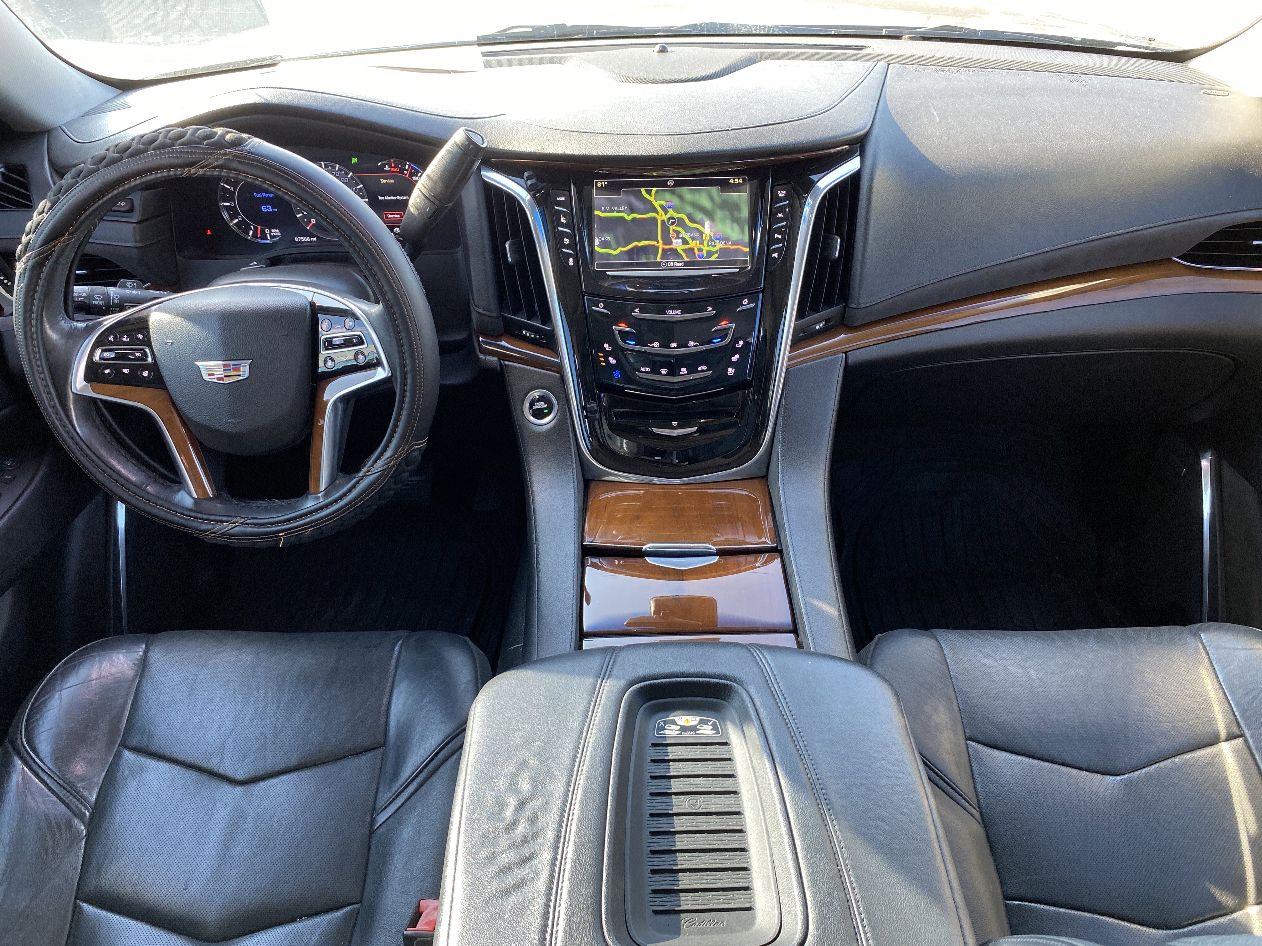 Used 2018 Cadillac Escalade Luxury image 18