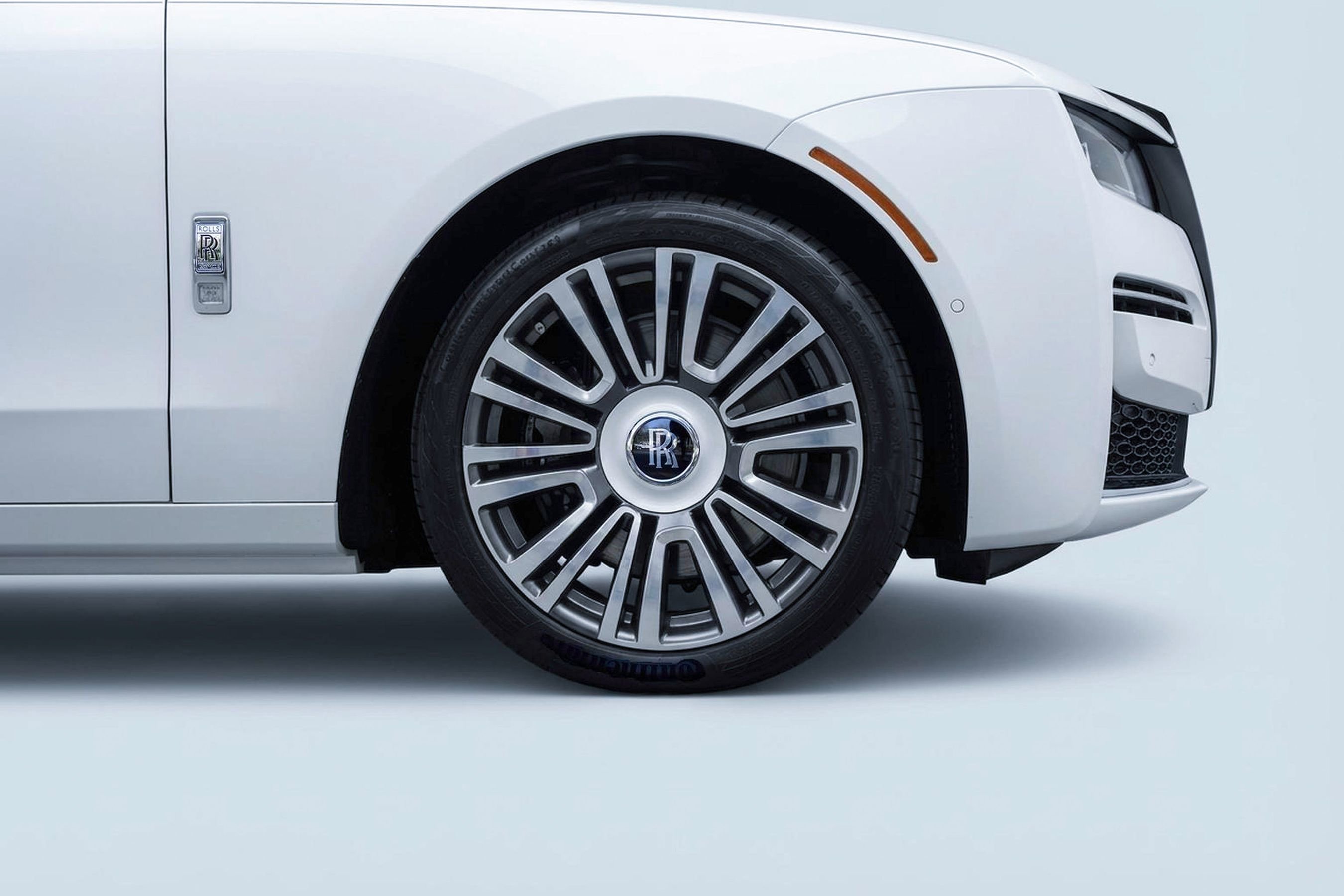 Used 2021 Rolls-Royce Ghost image 6