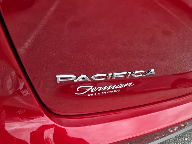 New 2027 Chrysler Pacifica Select FWD image 9