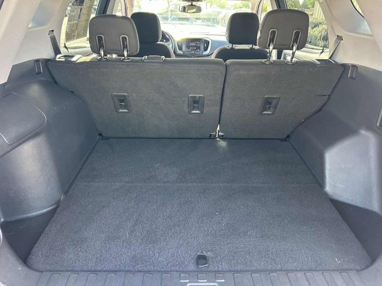 Used 2020 GMC Terrain SLE image 10