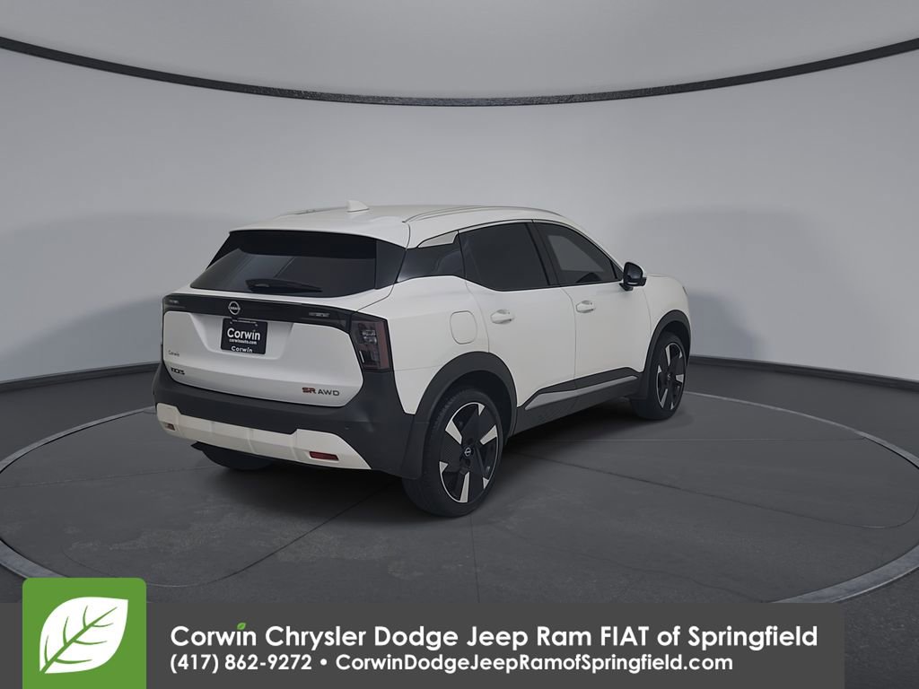 Used 2025 Nissan Kicks SR w/ Illumination Package image 13