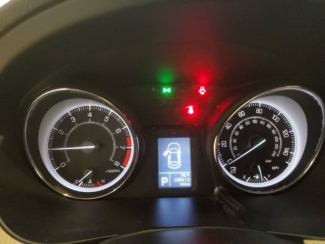 Used 2010 Suzuki Kizashi SE FWD image 16