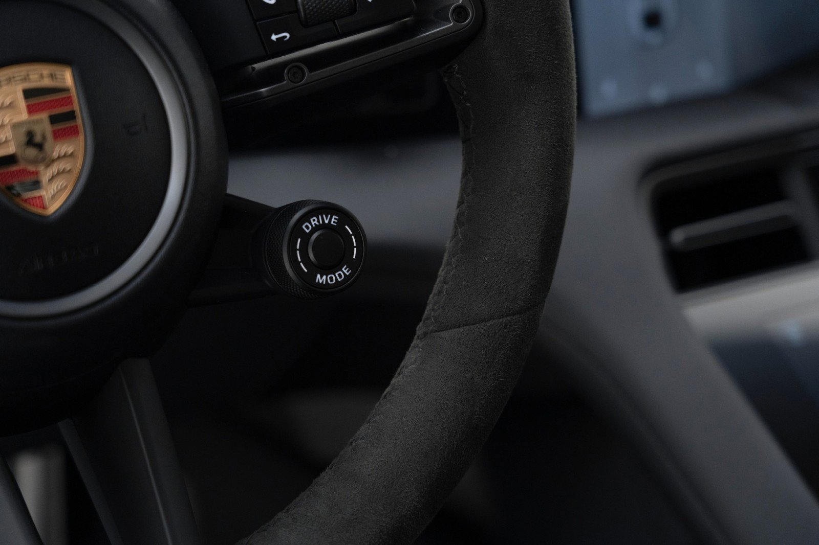 New 2025 Porsche Taycan 4S image 27