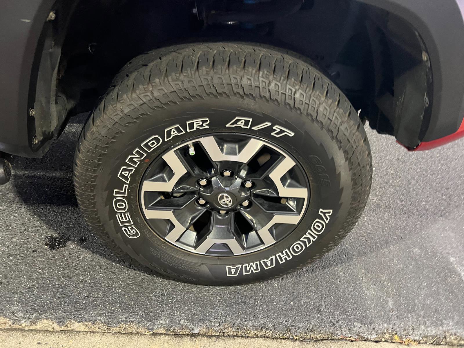 Certified 2021 Toyota Tacoma TRD Off-Road image 37