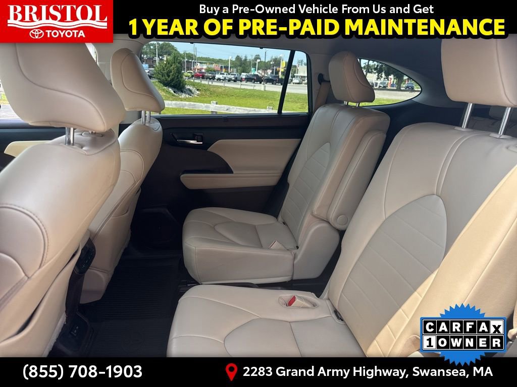 Used 2022 Toyota Highlander XLE image 18