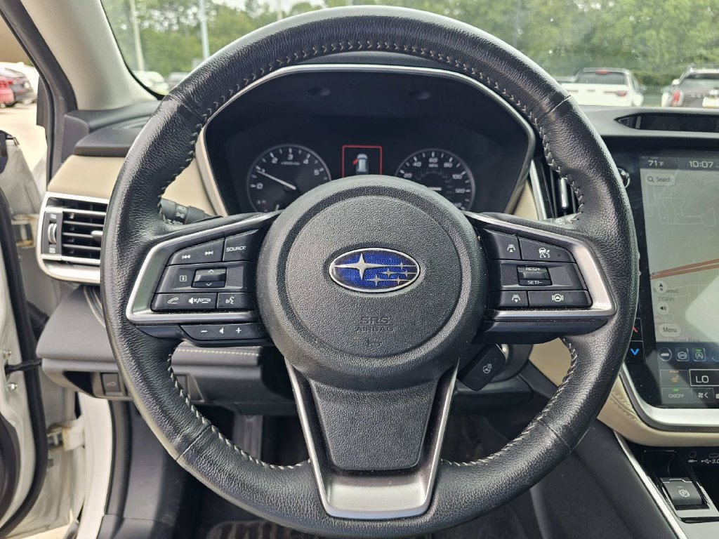 Used 2025 Subaru Outback Limited AWD/4WD image 25