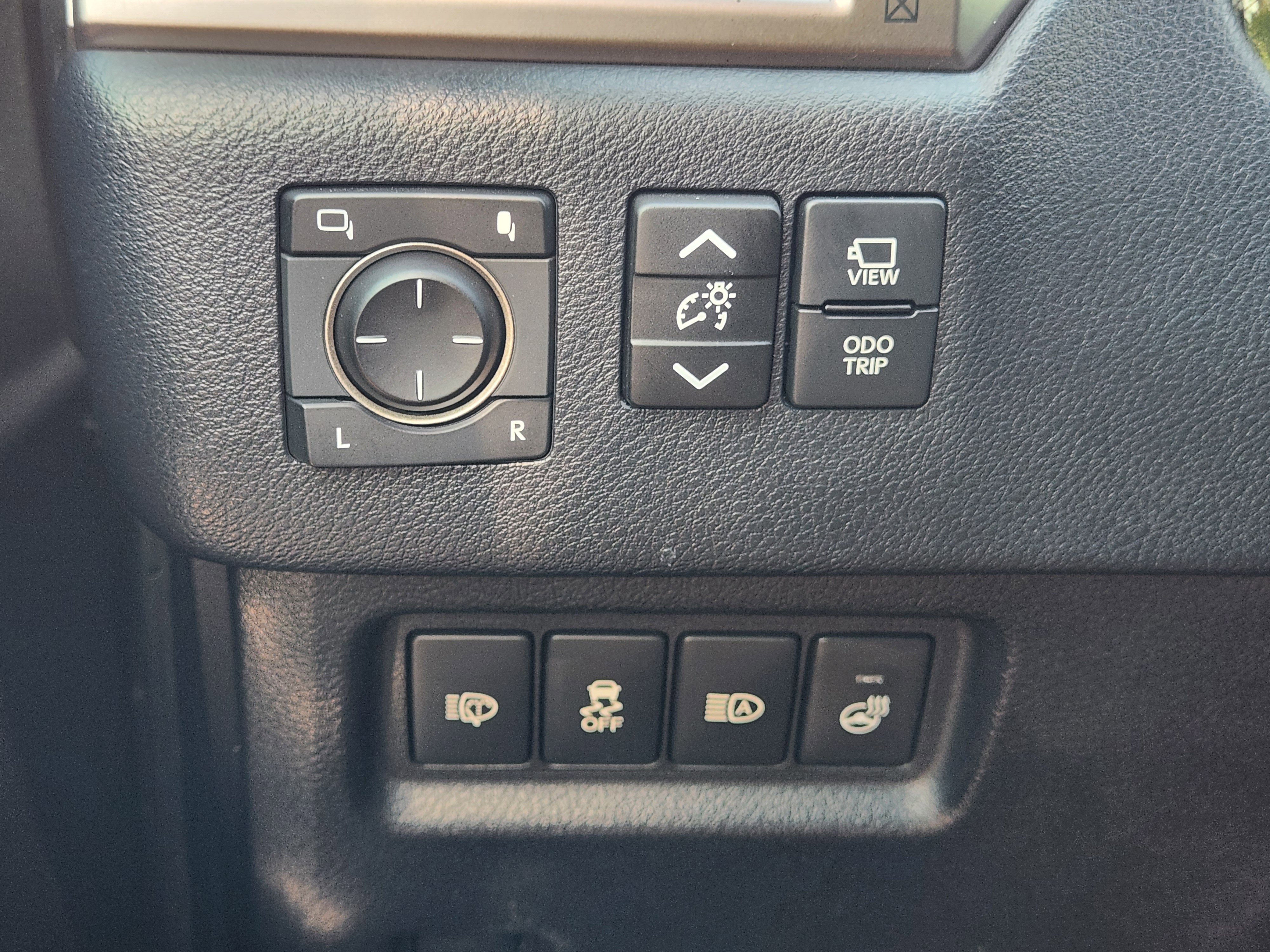 Certified 2023 Lexus GX 460 Luxury w/ Sport Design Package AWD/4WD image 48