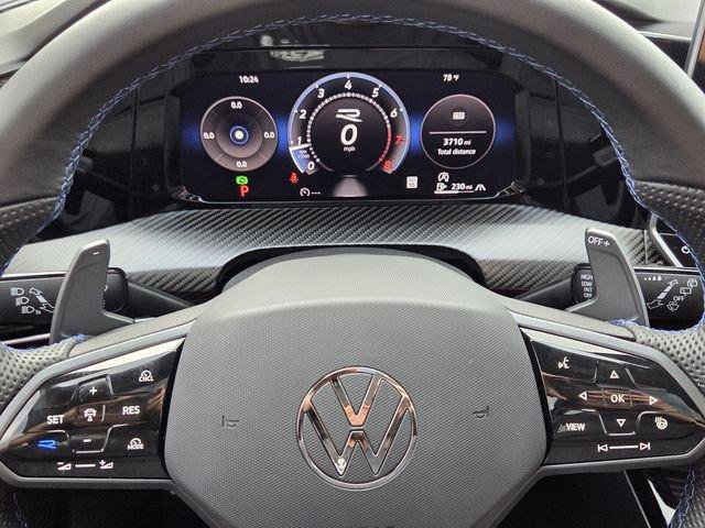 Used 2025 Volkswagen Golf R Black Edition image 23
