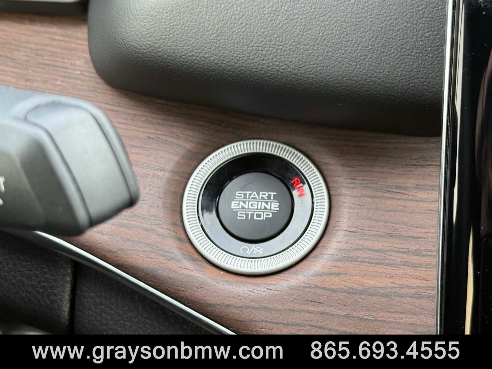 Used 2022 Jeep Grand Cherokee Summit w/ Luxury Tech Group V image 22