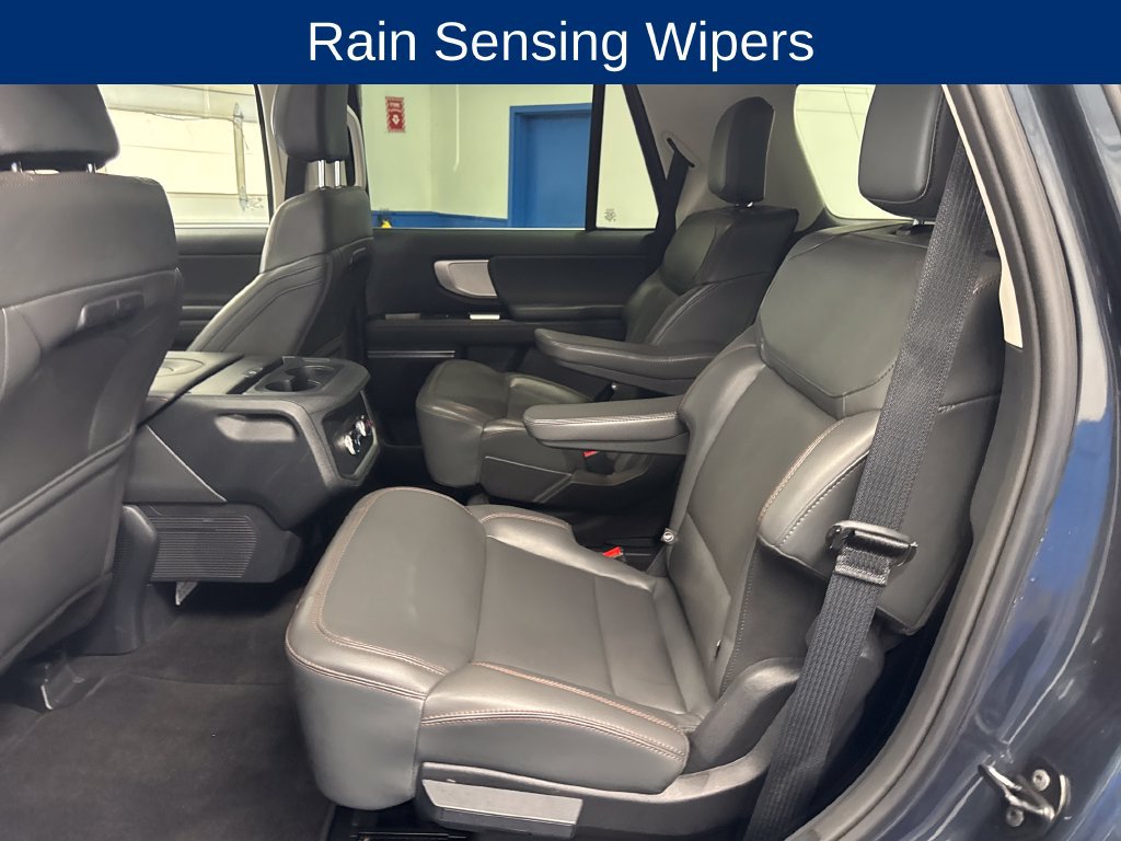 Certified 2025 Ford Expedition Active AWD/4WD image 29