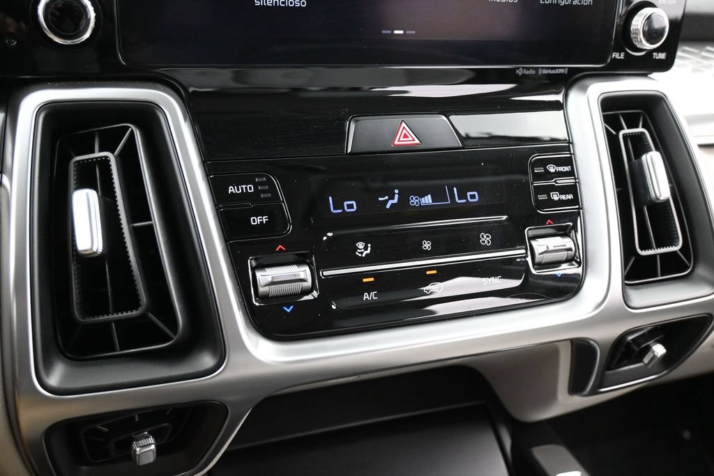 Used 2023 Kia Sorento S w/ Panoramic Sunroof Package FWD image 22
