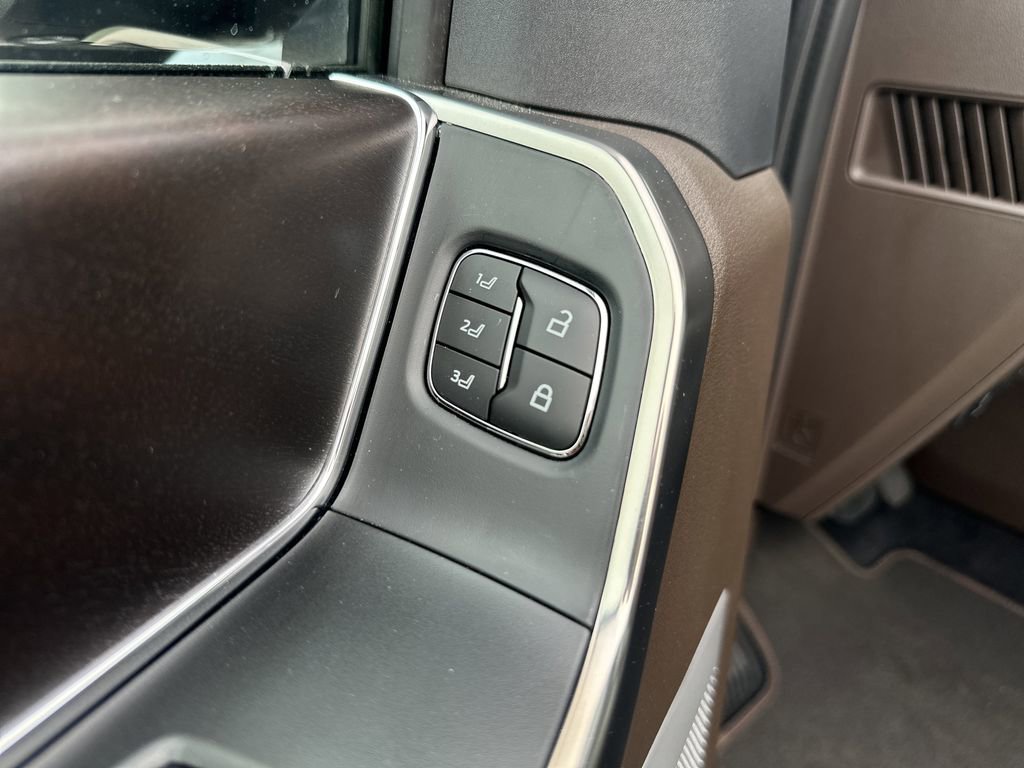 Used 2025 Ford F150 King Ranch AWD/4WD image 21