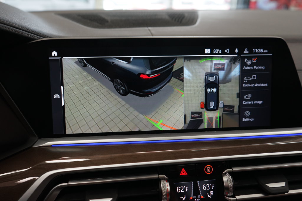 Used 2020 BMW X7 xDrive40i w/ Premium Package AWD/4WD image 9
