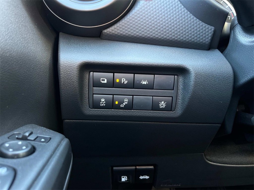 New 2025 Nissan Kicks Play S image 29