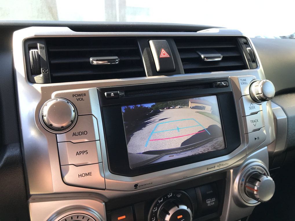 Used 2018 Toyota 4Runner SR5 AWD/4WD image 19