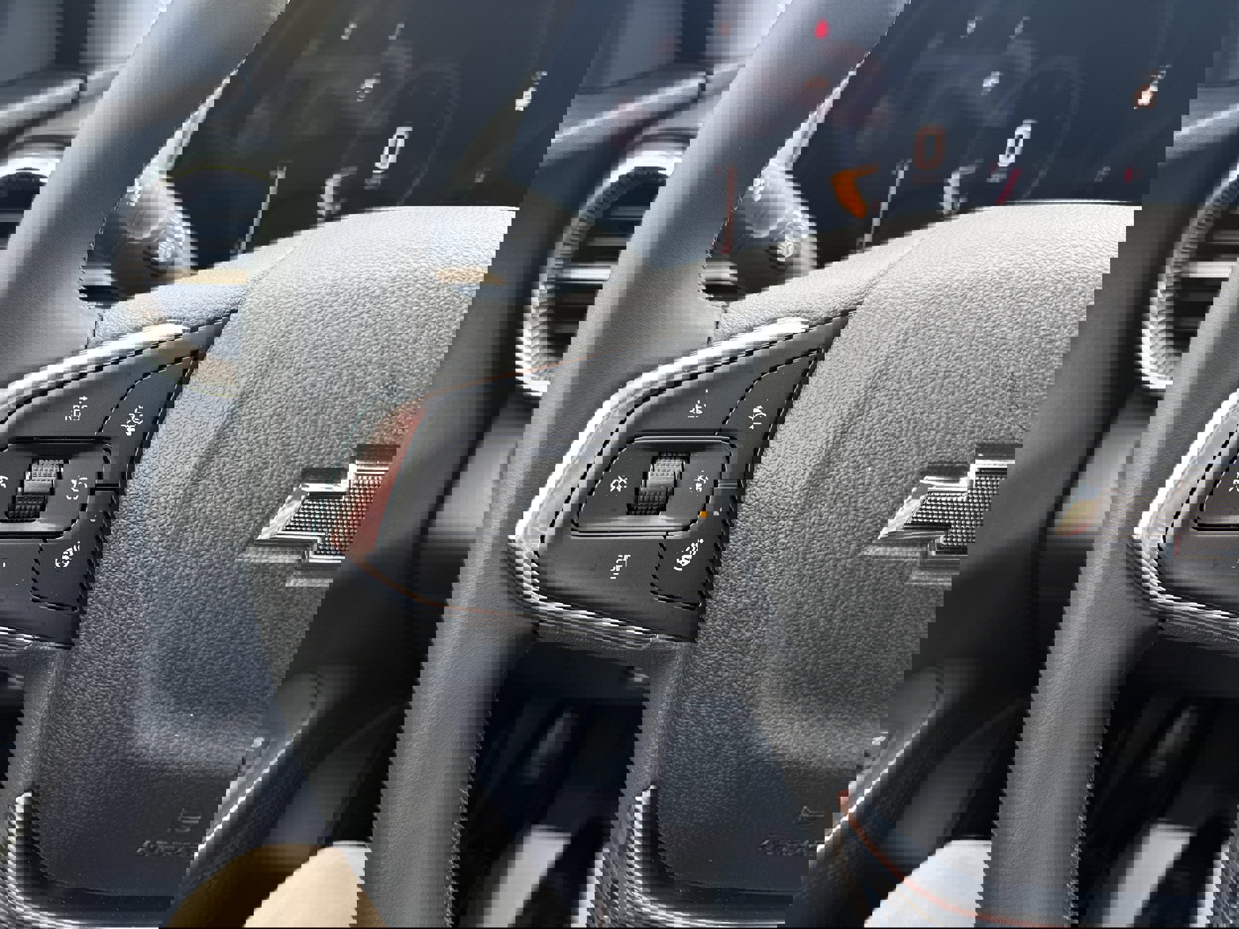 New 2026 Chevrolet Trax ACTIV w/ Driver Confidence Package image 18