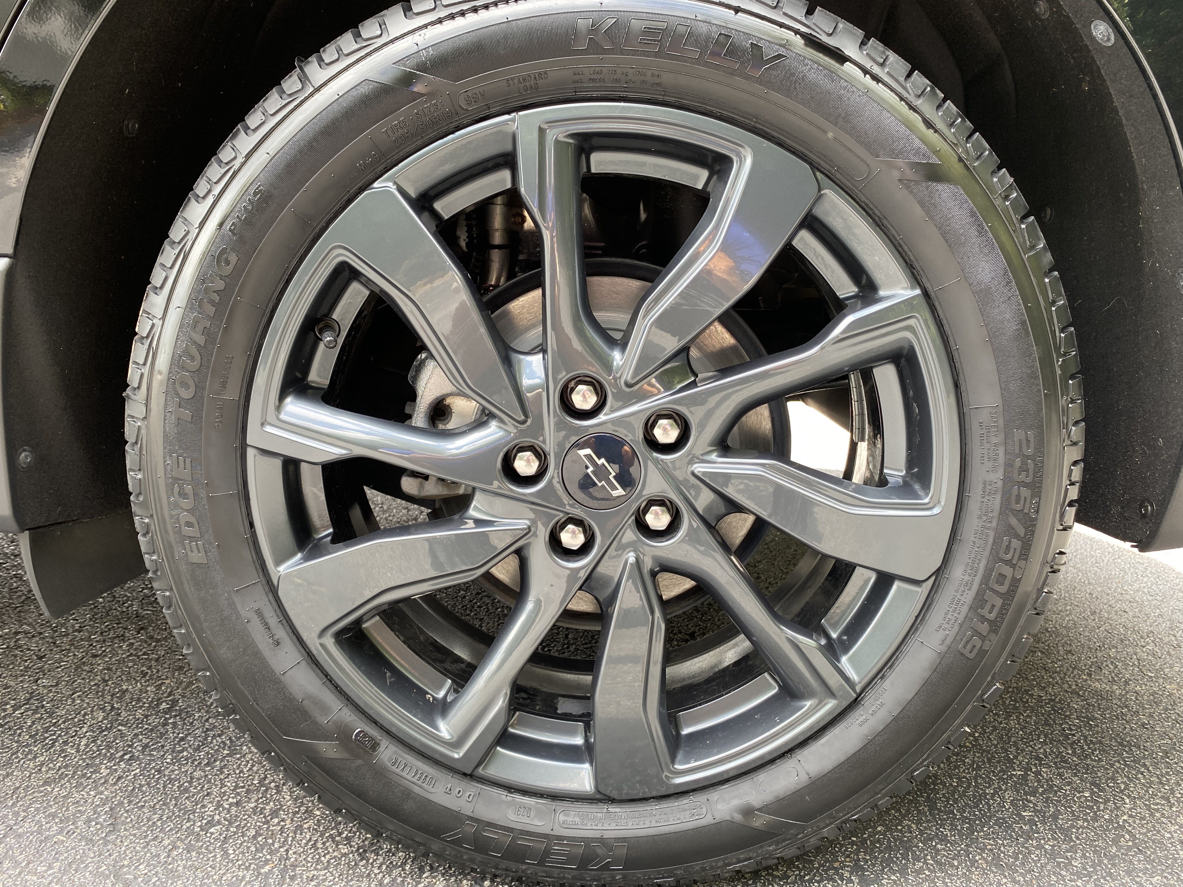 Used 2023 Chevrolet Equinox RS AWD/4WD image 39