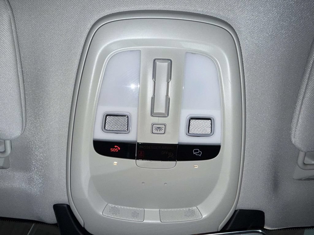 Used 2023 Volvo XC90 B6 Plus w/ Protection Package Premier AWD/4WD image 26