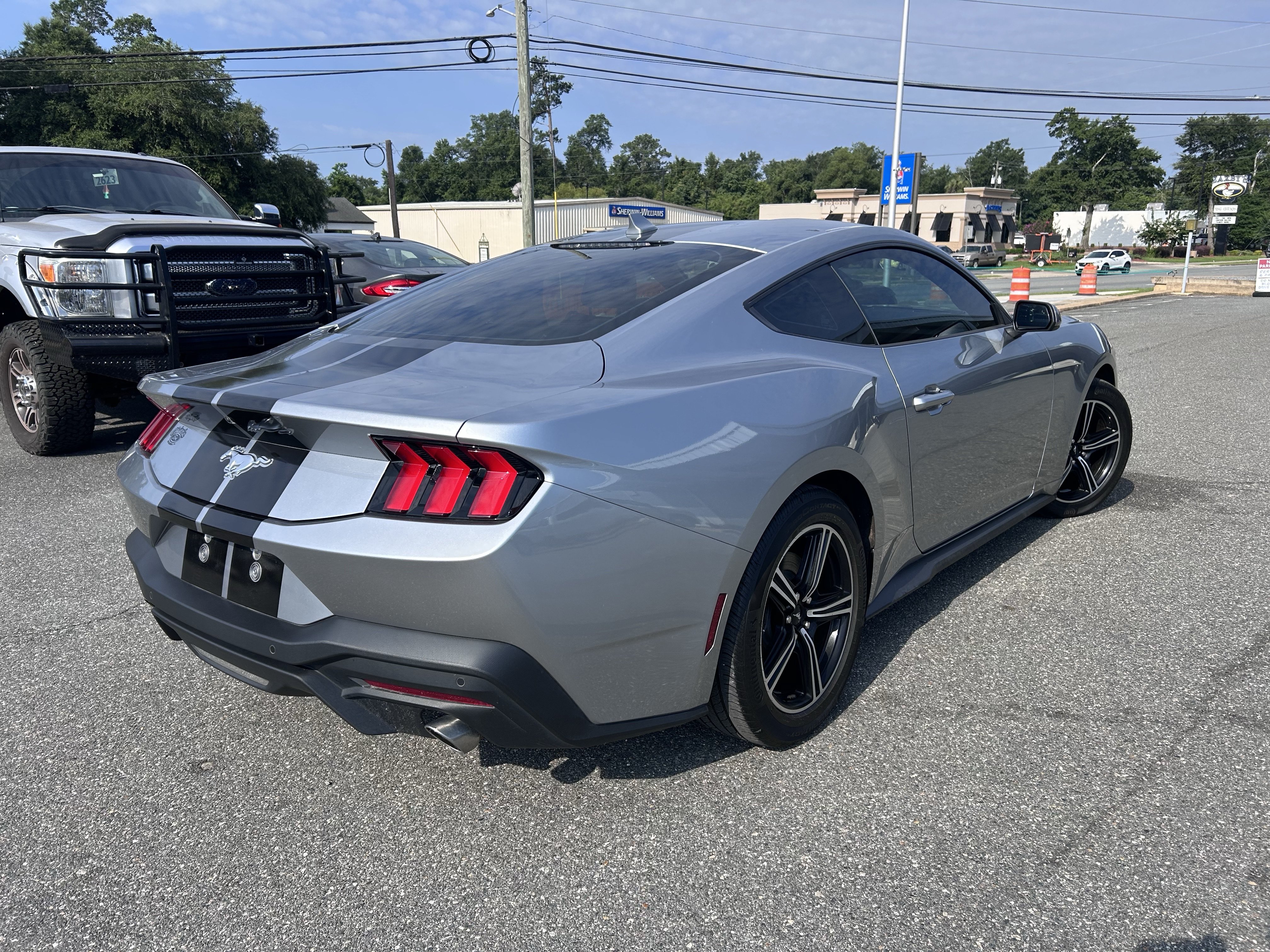 Certified 2025 Ford Mustang Coupe RWD image 9
