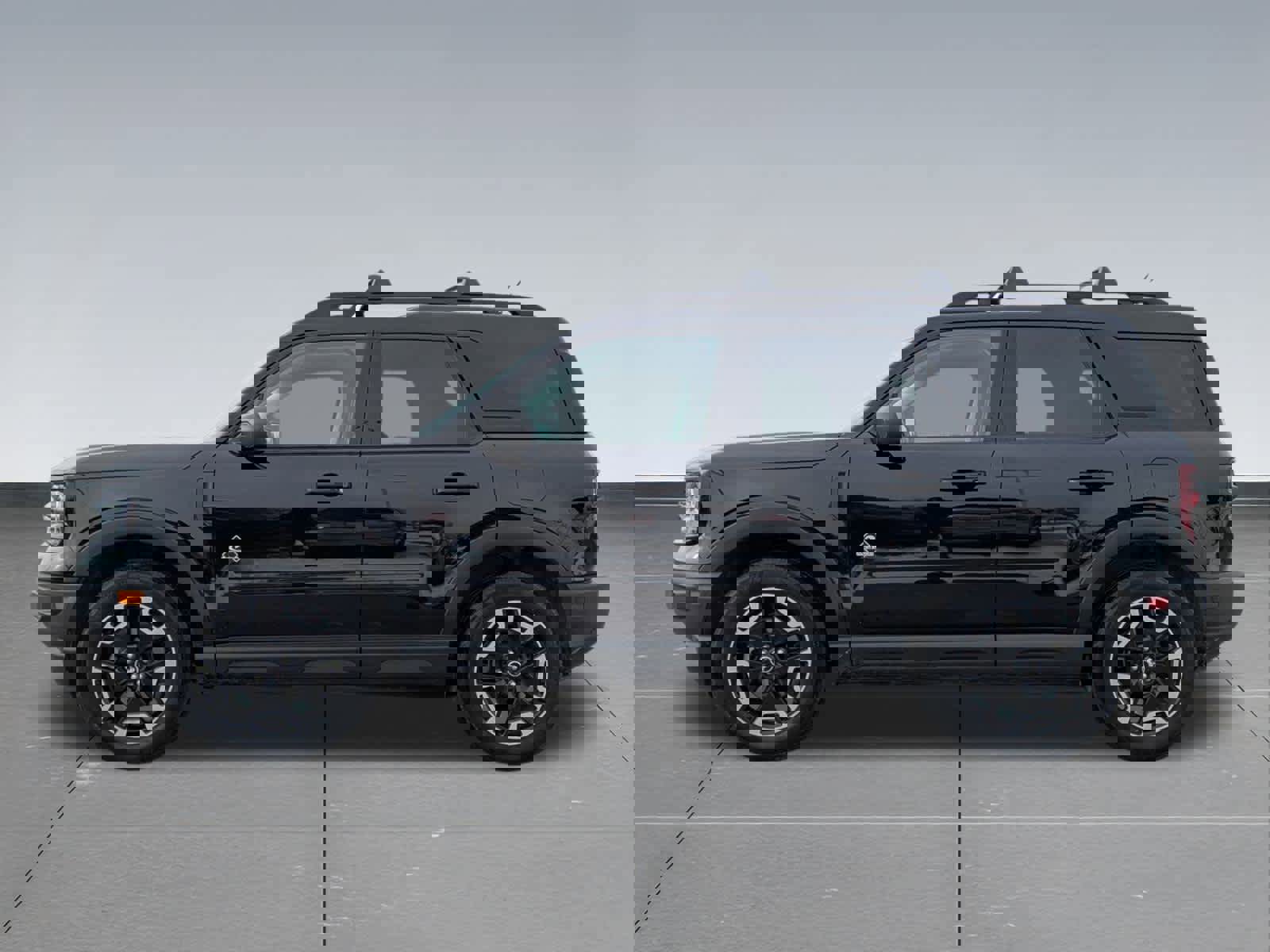 Used 2022 Ford Bronco Sport Outer Banks w/ Tech Package image 3