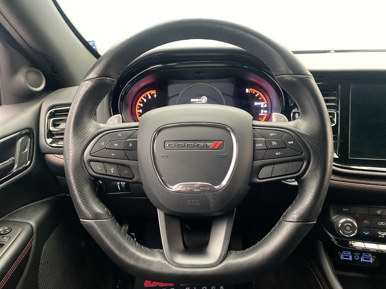 Used 2025 Dodge Durango GT AWD/4WD image 16