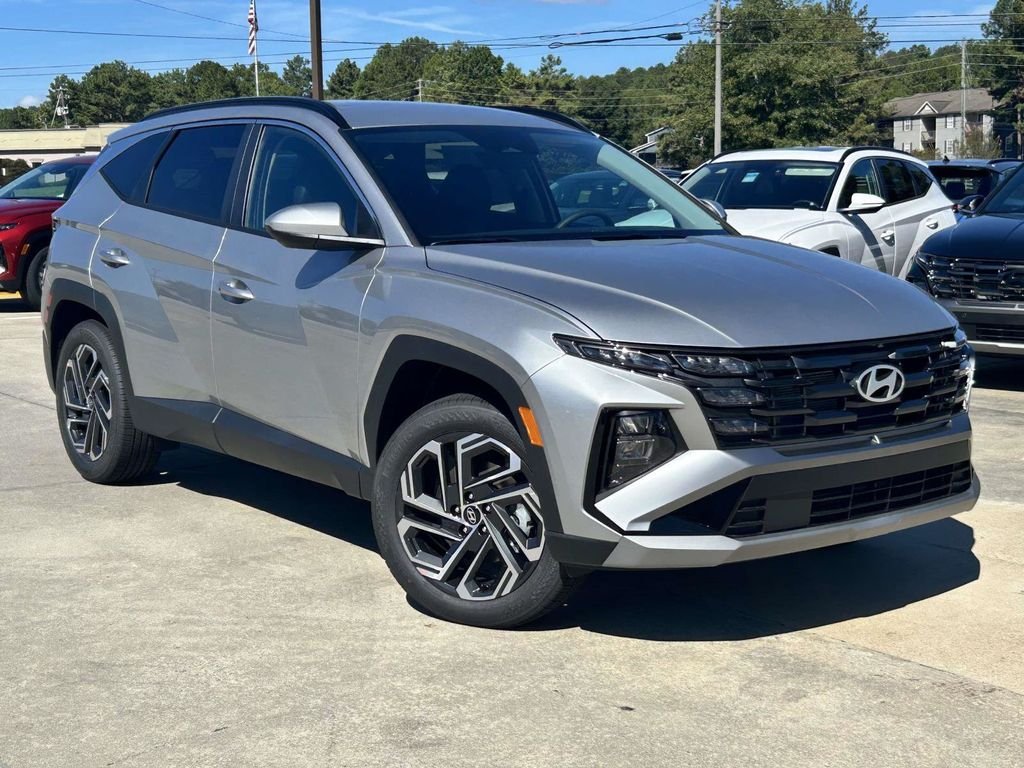 New 2026 Hyundai Tucson SEL Plus w/ Tow & Go Package FWD image 1