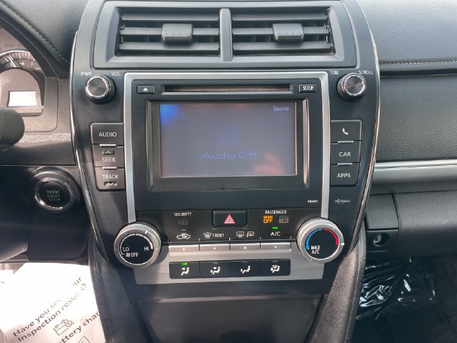 Used 2013 Toyota Camry SE w/ Leather Pkg FWD image 13