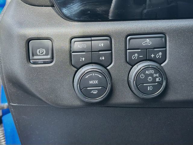 Used 2025 Chevrolet Silverado 1500 LT Trail Boss AWD/4WD image 10