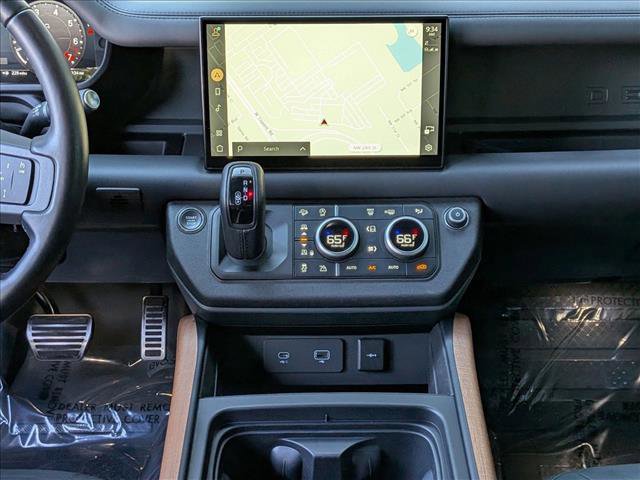 Certified 2023 Land Rover Defender 110 X image 12