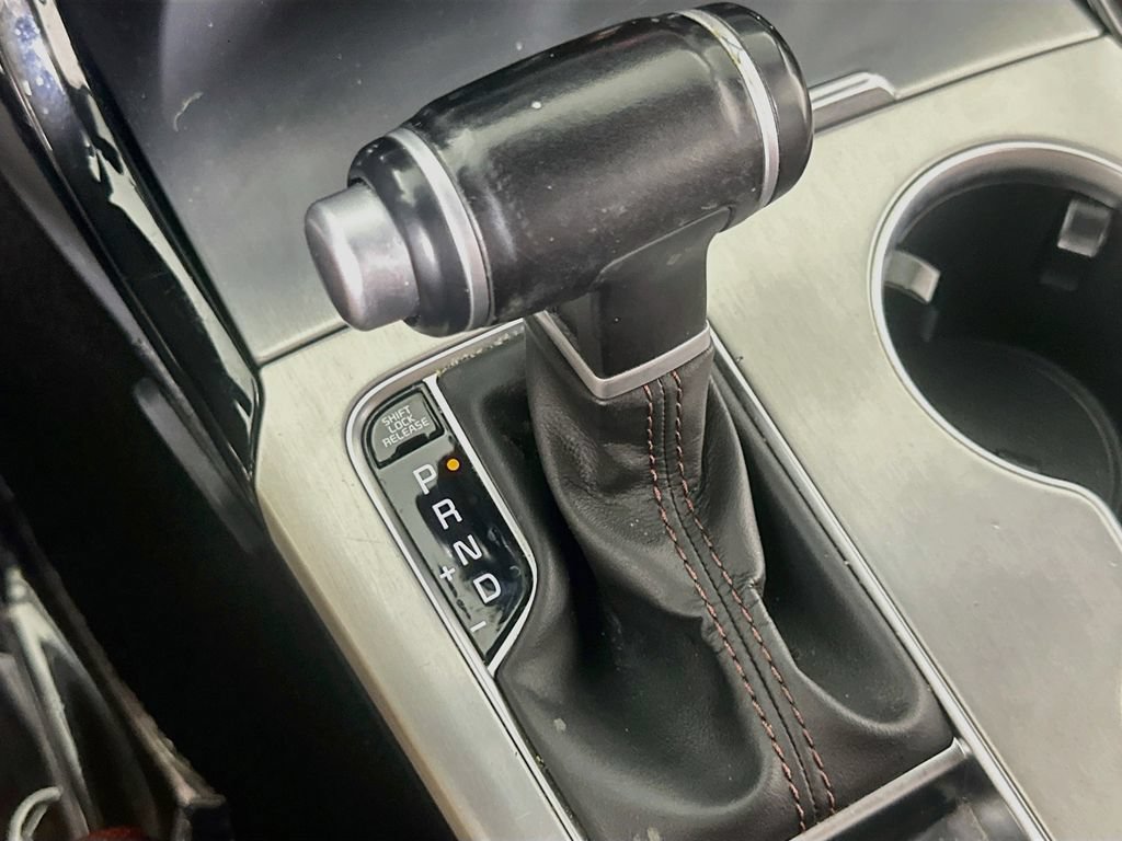 Used 2019 Kia Stinger GT1 RWD image 37