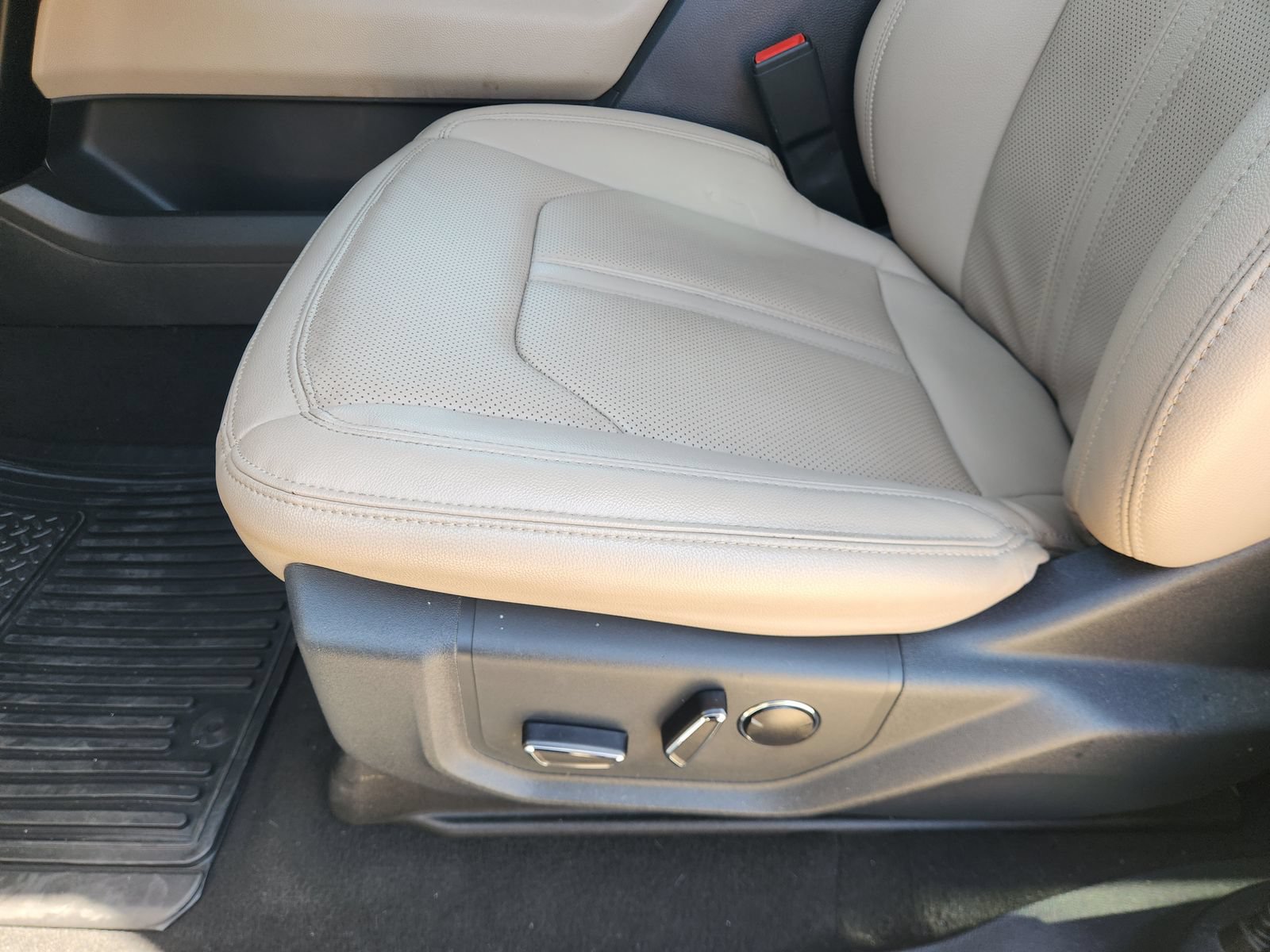 Used 2024 Ford Expedition Limited RWD image 26