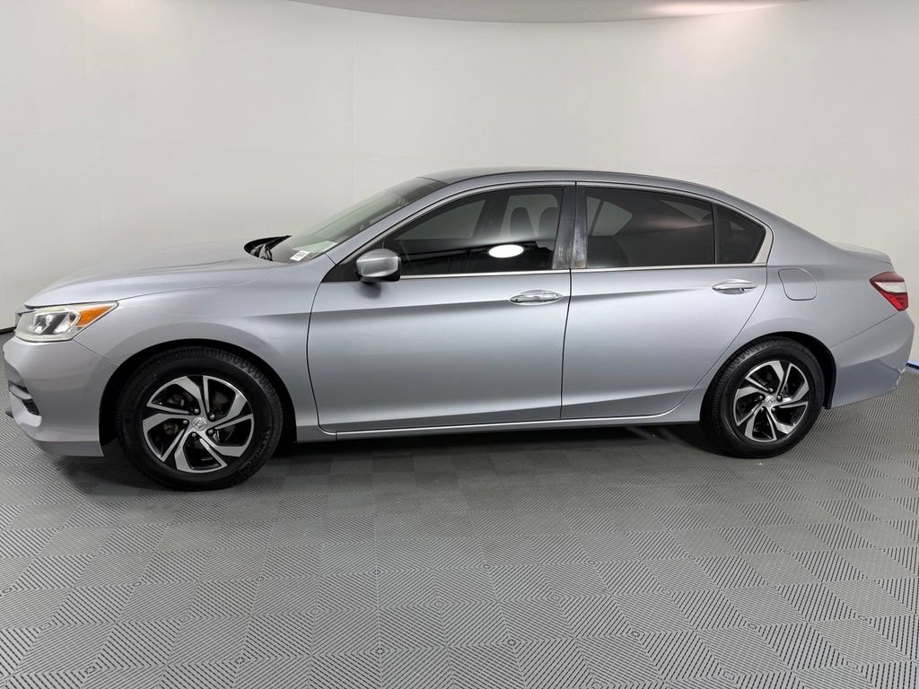 Used 2017 Honda Accord LX image 2