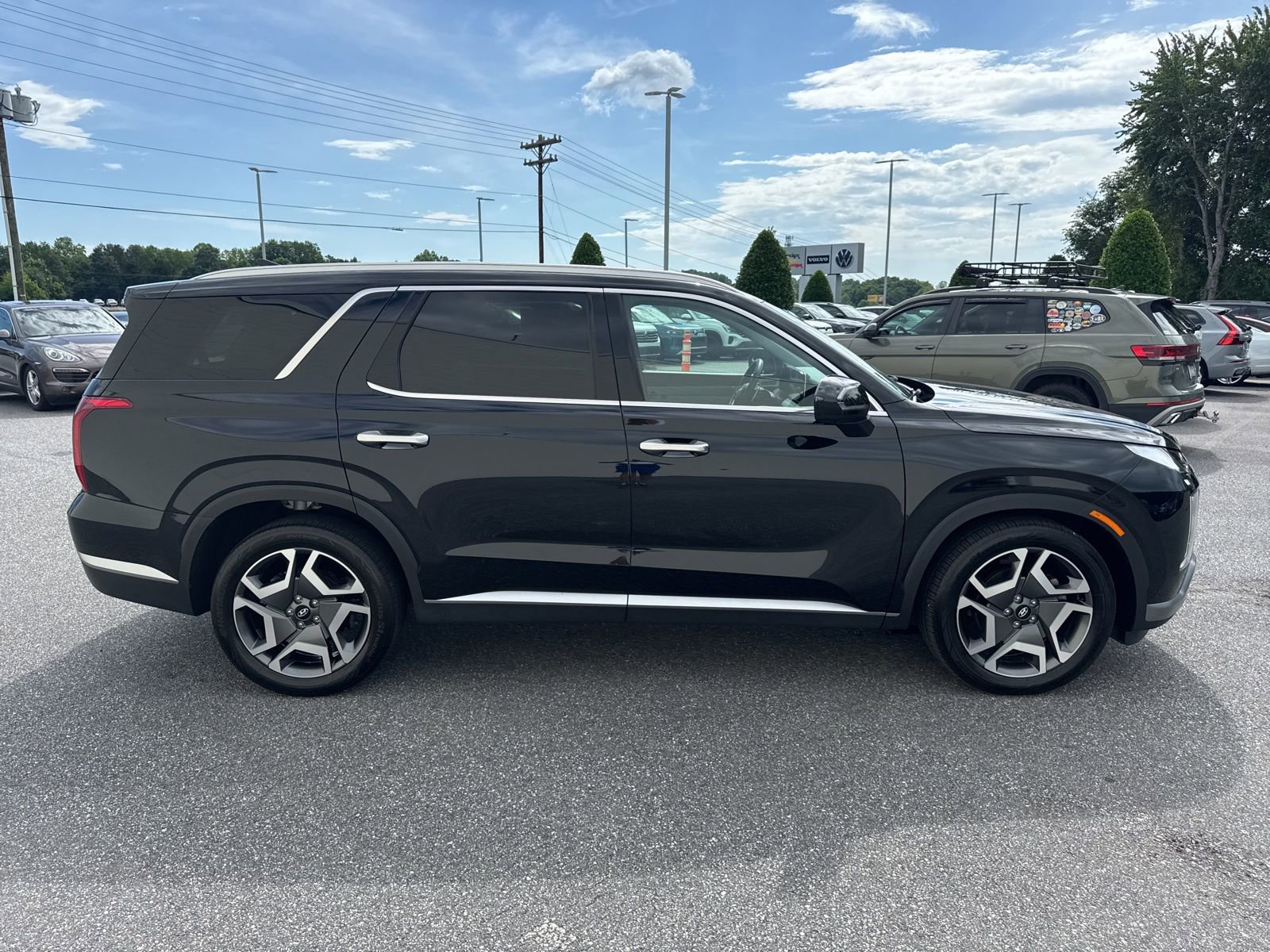 Used 2024 Hyundai Palisade SEL w/ Premium Package AWD/4WD image 8