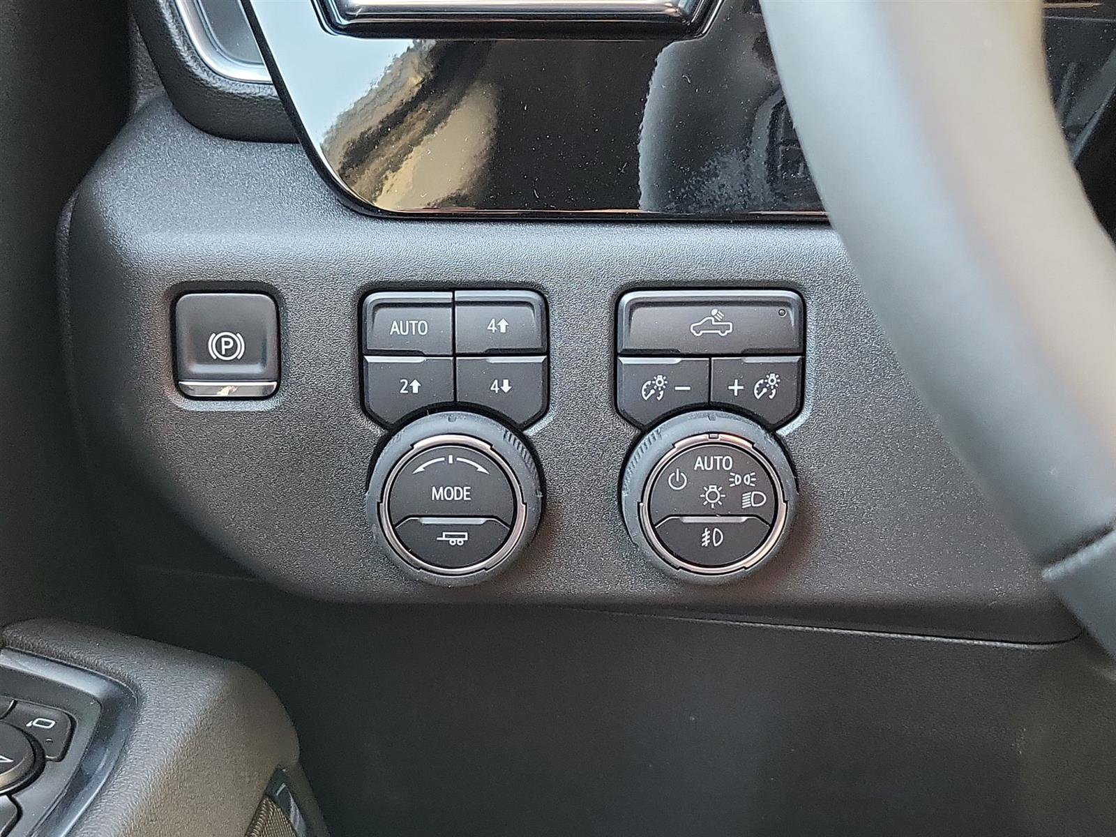 New 2025 Chevrolet Silverado 1500 LT Trail Boss w/ Dark Appearance Package image 17