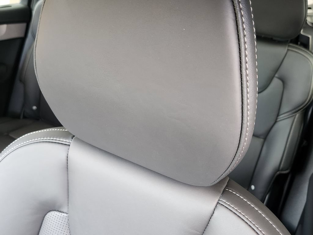 New 2026 Volvo XC90 T8 Ultra w/ Protection Package AWD/4WD image 6