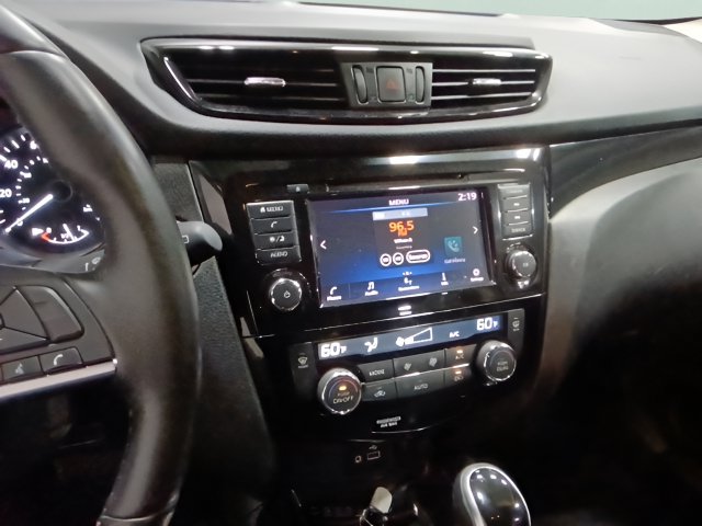 Used 2019 Nissan Rogue Sport SV w/ All-Weather Package AWD/4WD image 16