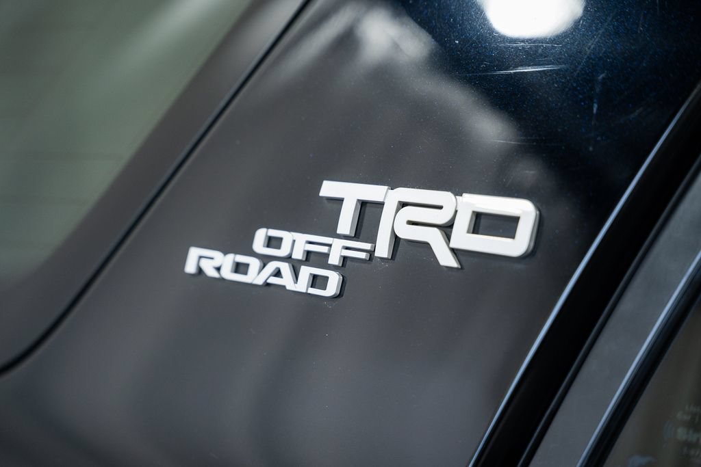 Used 2020 Toyota 4Runner TRD Off-Road Premium w/ Moonroof Package AWD/4WD image 13