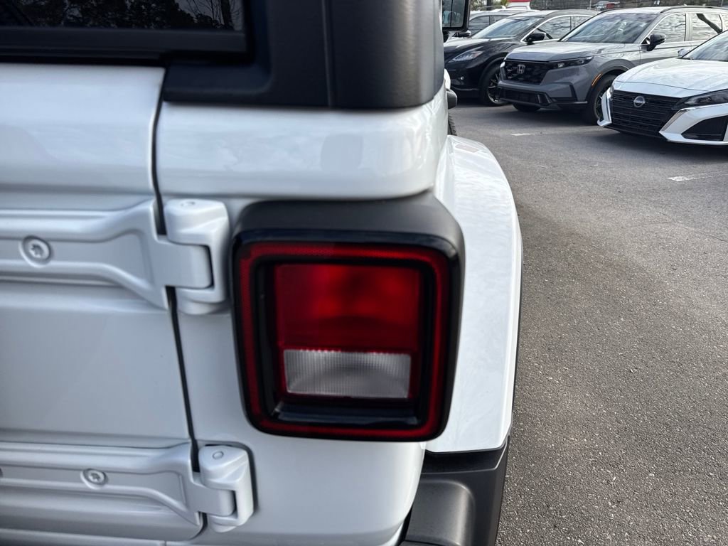 Used 2024 Jeep Wrangler Unlimited w/ Convenience Group image 45