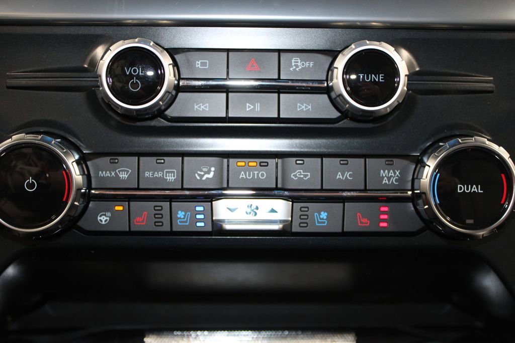 New 2025 Ford F150 Lariat w/ Equipment Group 501A Mid image 49