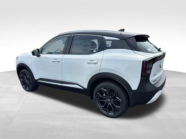 New 2026 Nissan Kicks SR w/ SR Premium Package AWD/4WD image 3