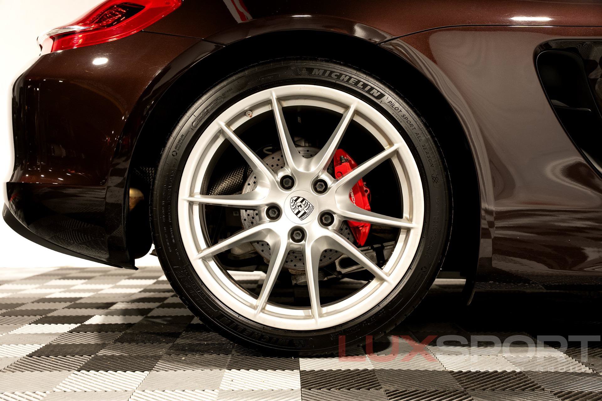 Used 2016 Porsche Boxster S RWD image 10
